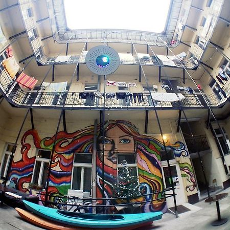 بودابست Dbc Hostel المظهر الخارجي الصورة
