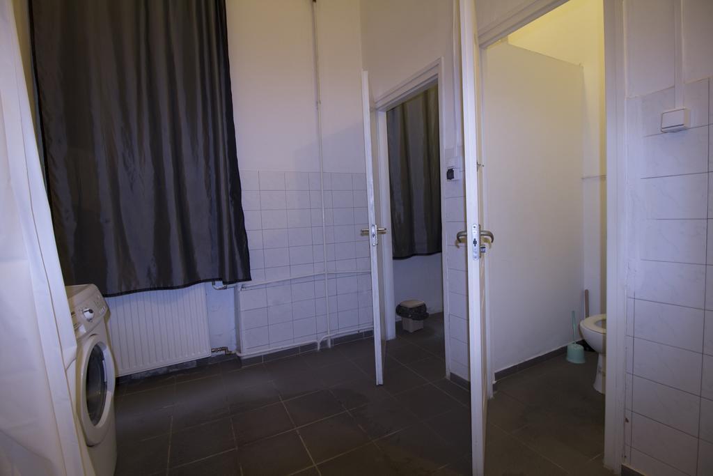 بودابست Dbc Hostel المظهر الخارجي الصورة